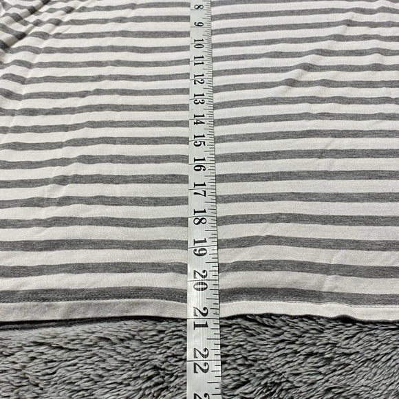 Honeydew Tee shirt size M - Picture 4 of 6